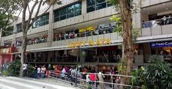 lucky-plaza photo thumbnail #1